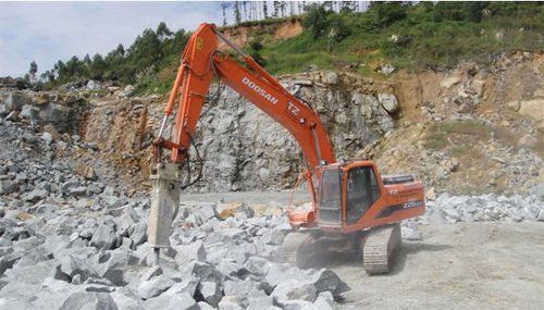 Locação de Rompedor Hidráulico - TZ Rental