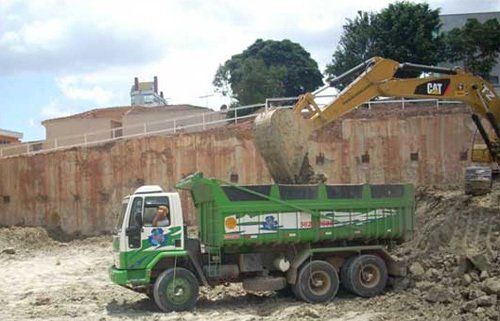 Locação de Caminhão Basculante - TZ Rental