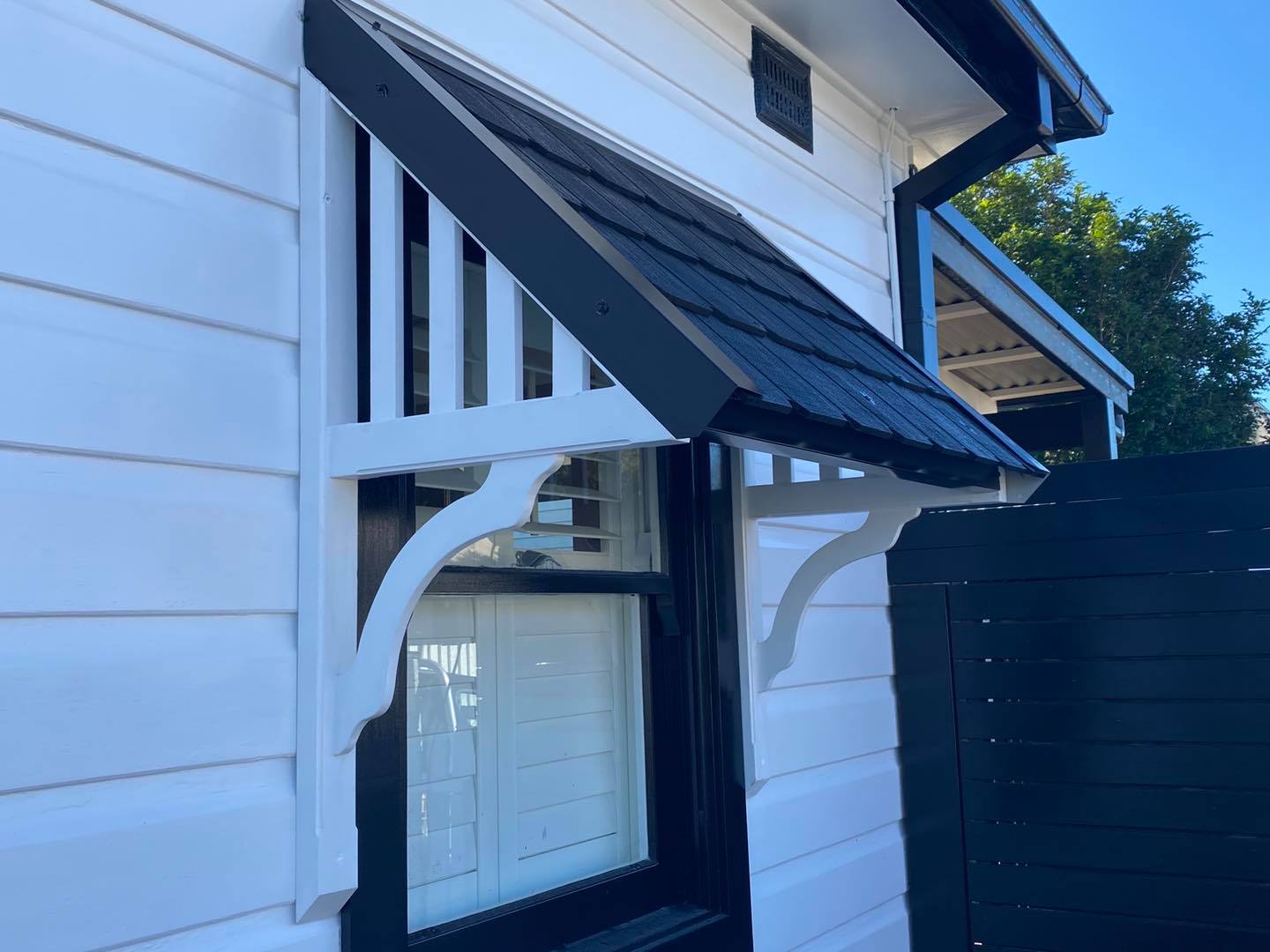 Roof Shingles in the Hunter Valley Heritage Window Awnings