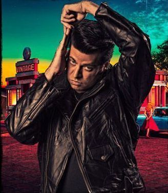 Elvis Presley costume