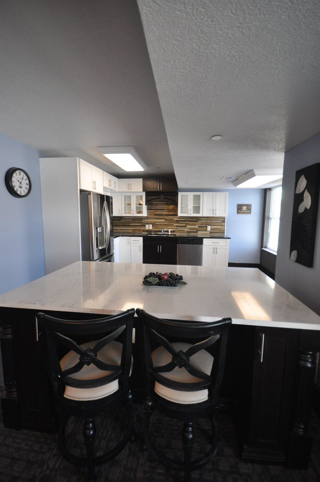 anna dean interior table and chairs