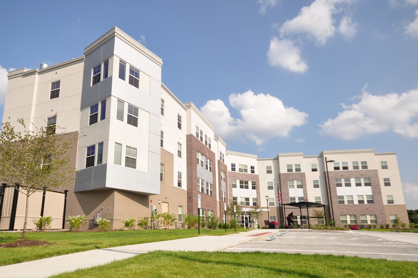 The Commons at Madaline Park exterior view