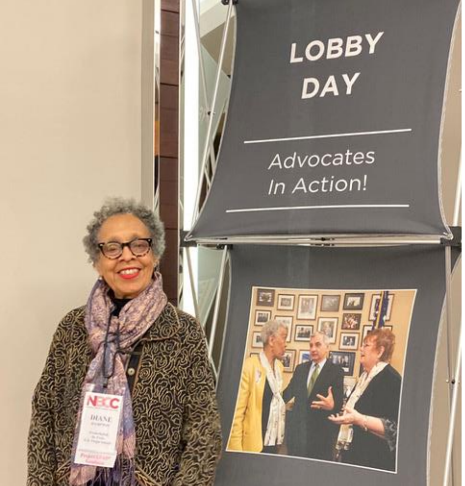 Patient with endometrial cancer doing  advocacy work at a conference