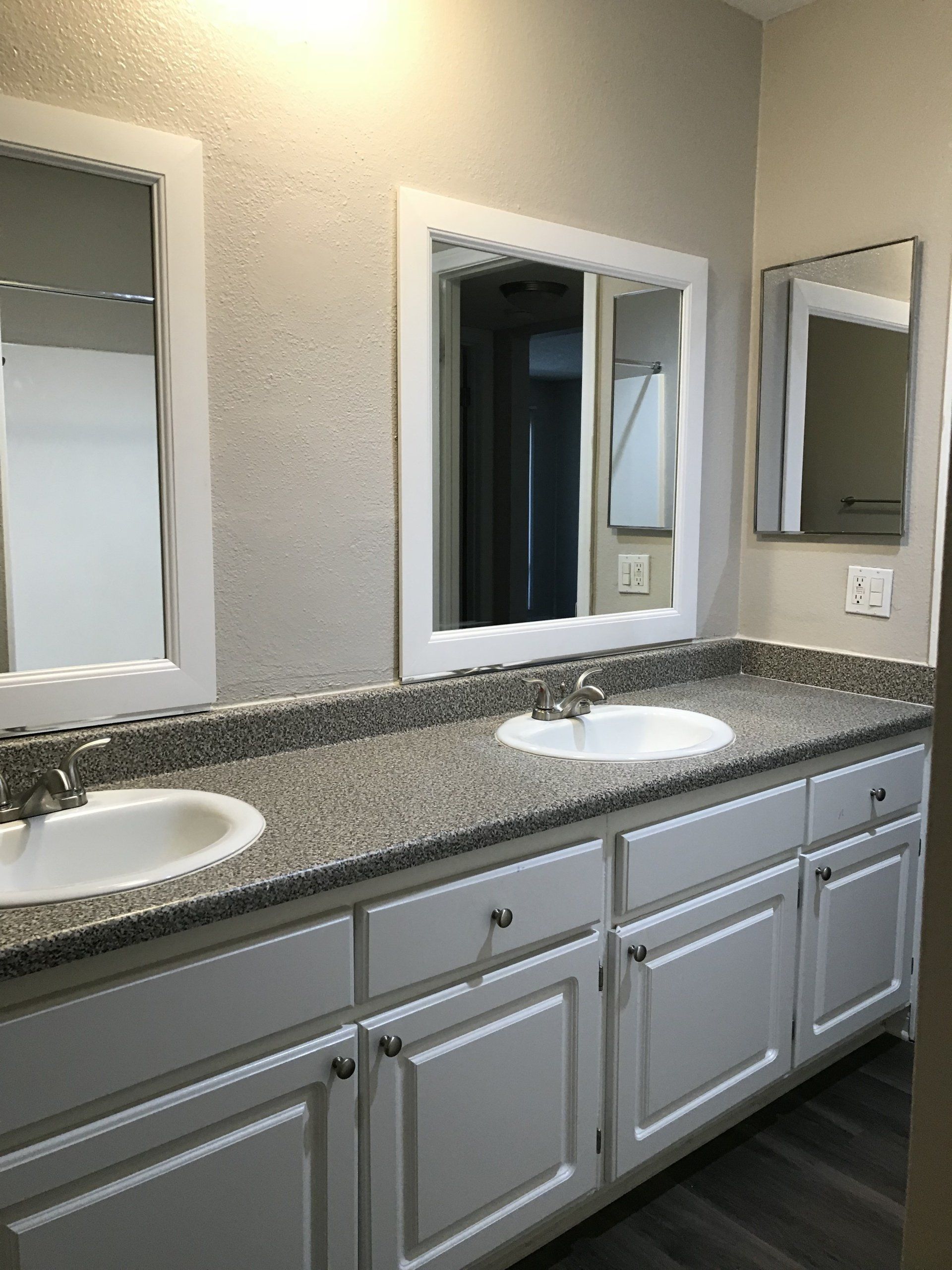 Bathroom | Pacific Pointe South Apartments