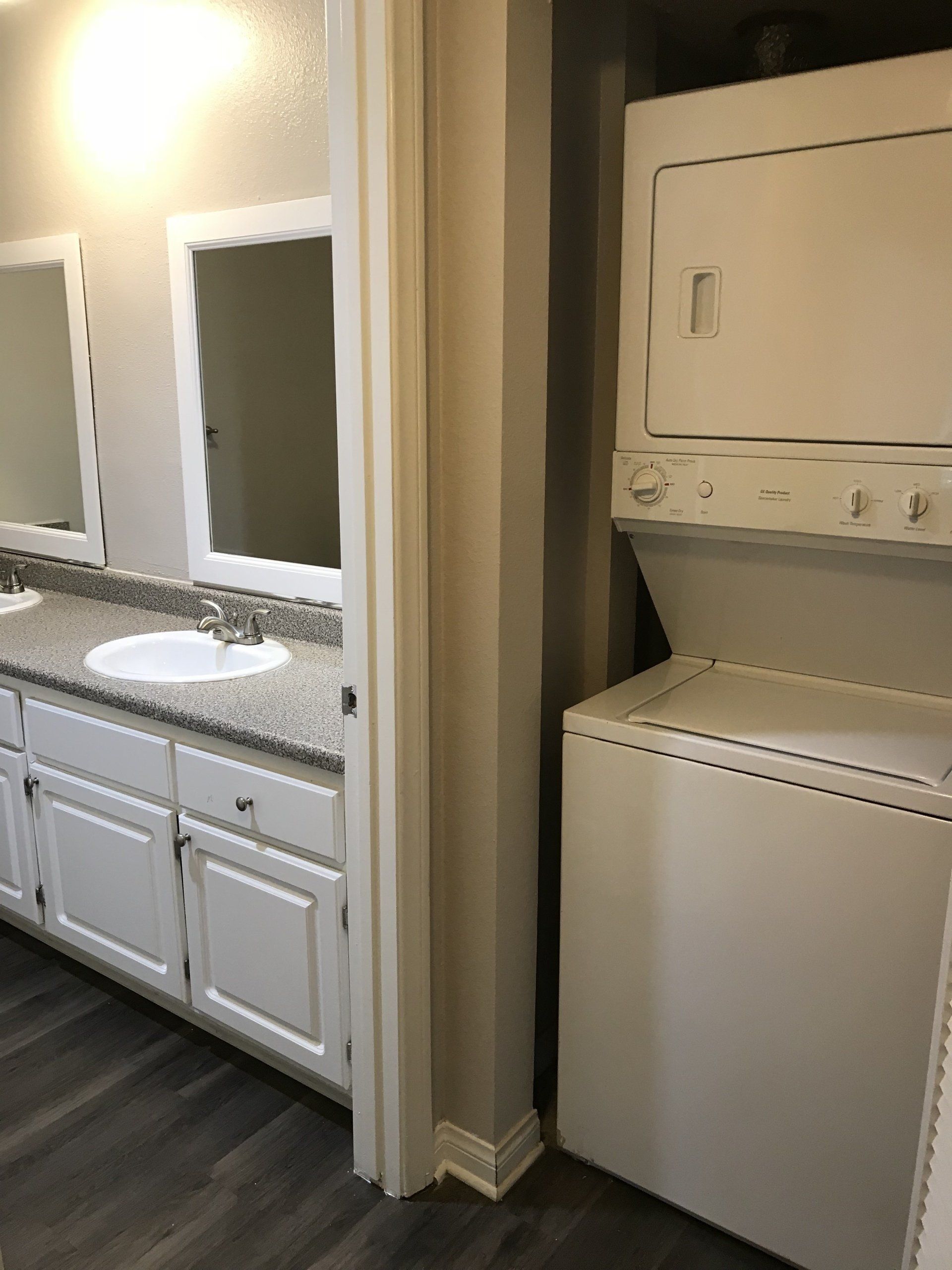 Washer and Dryer | Pacific Pointe South Apartments