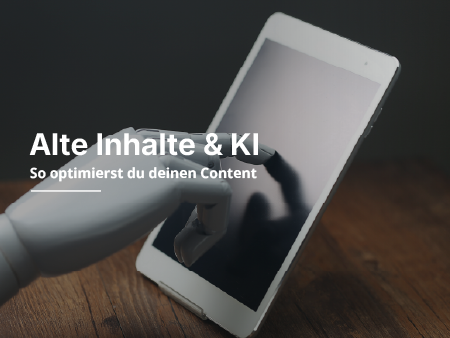 Eine Roboterhand klickt auf ein Tablet.