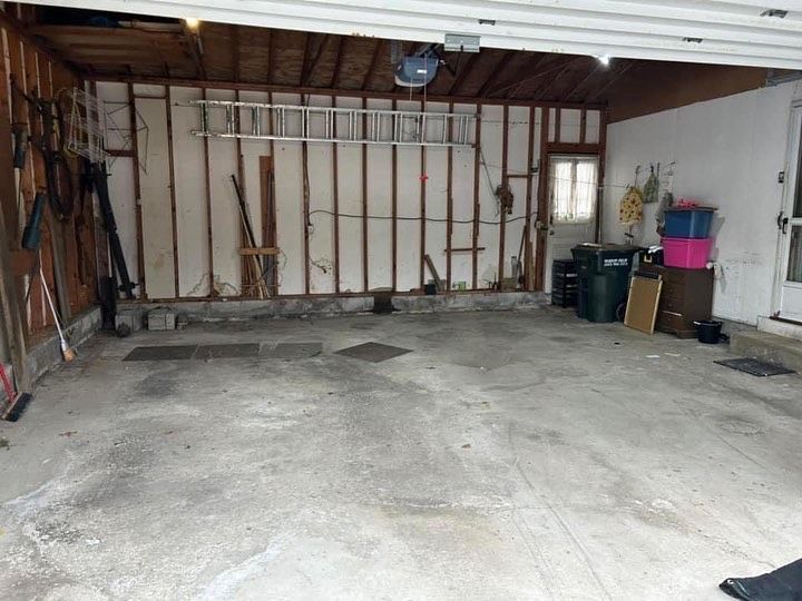 Empty garage — Youngstown, OH — Eorio's Dumpster Rentals