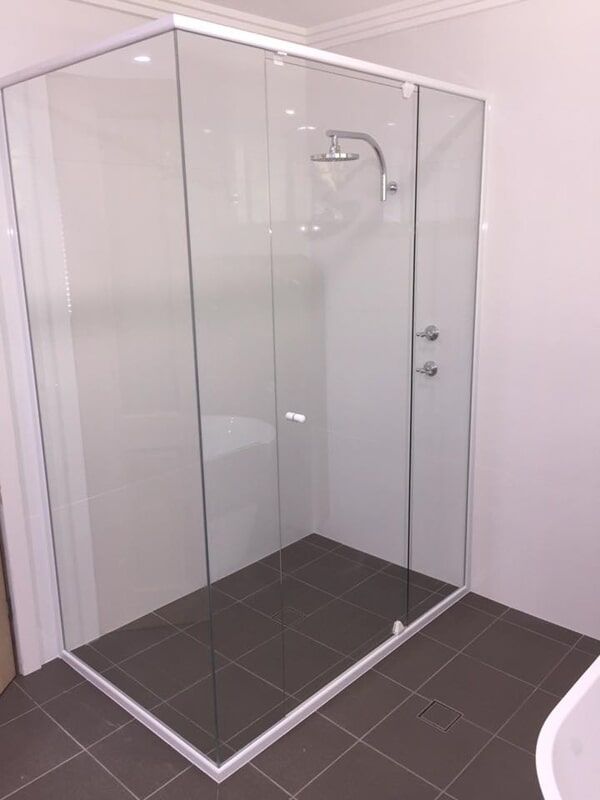 Semi-frameless showerscreens 3 — Frameless showerscreens Gosford in West Gosford, NSW