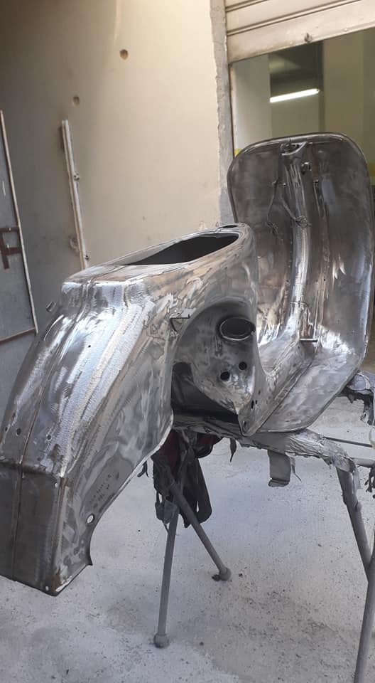 telaio vespa da restaurare