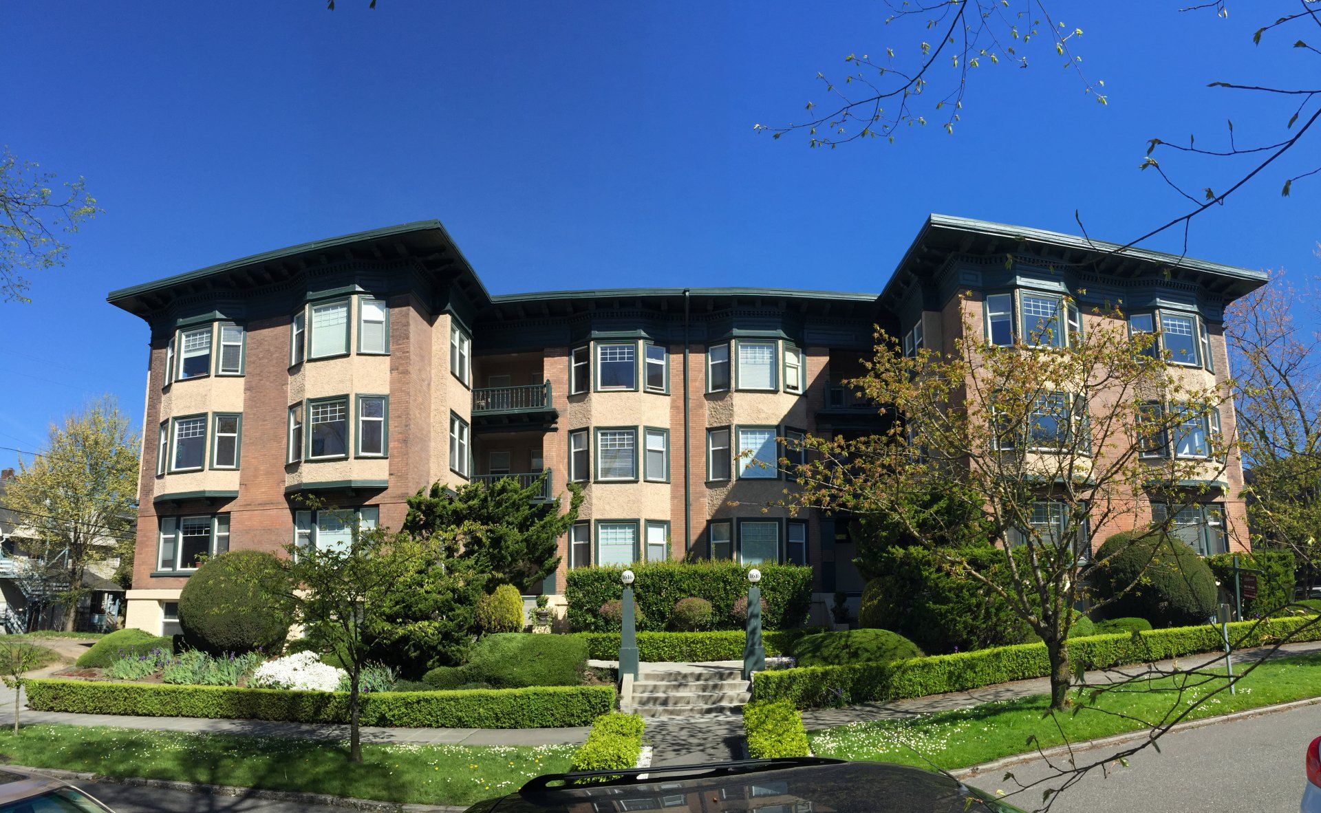 Hillcrest Apartments, Capitol Hill, Seattle