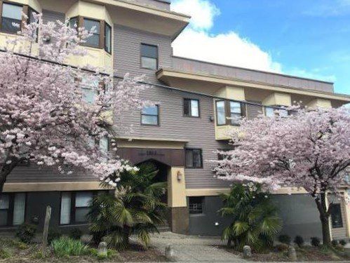 Regis Apartments, Capitol Hill, Seattle