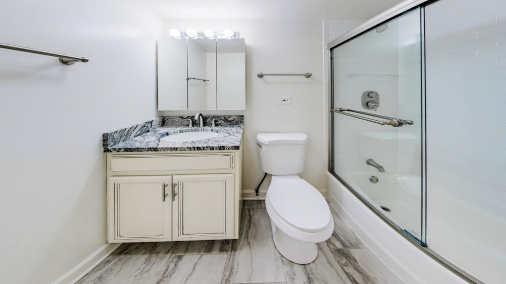 photo of bathroom angle 2