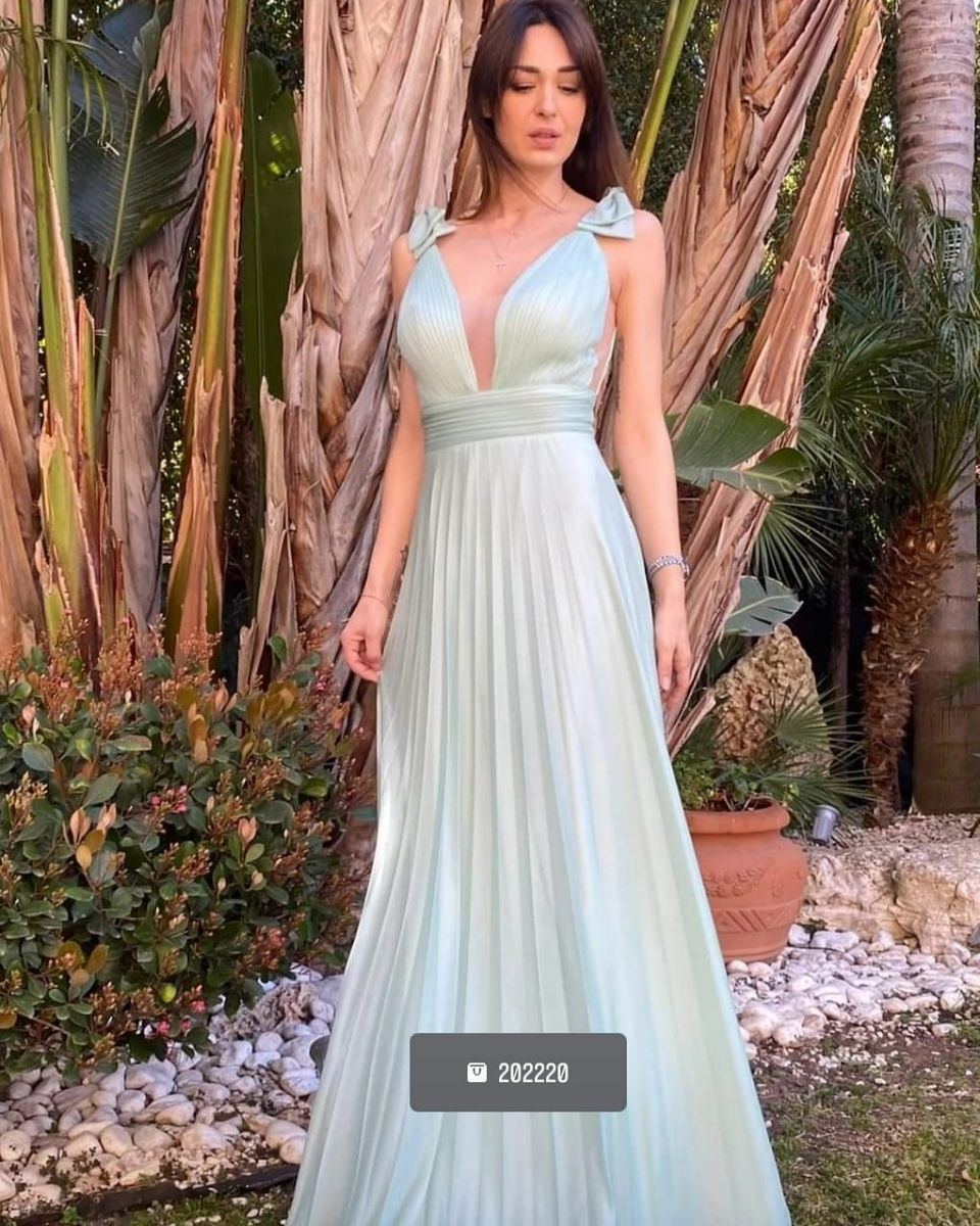 Abito da cerimonia azzurro