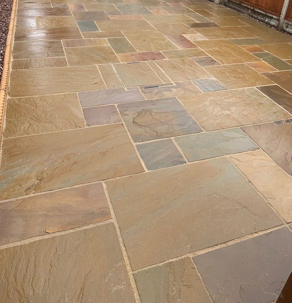 Natural Stone Patio specialists Rosendale Paving & Landscaping Leamington Spa