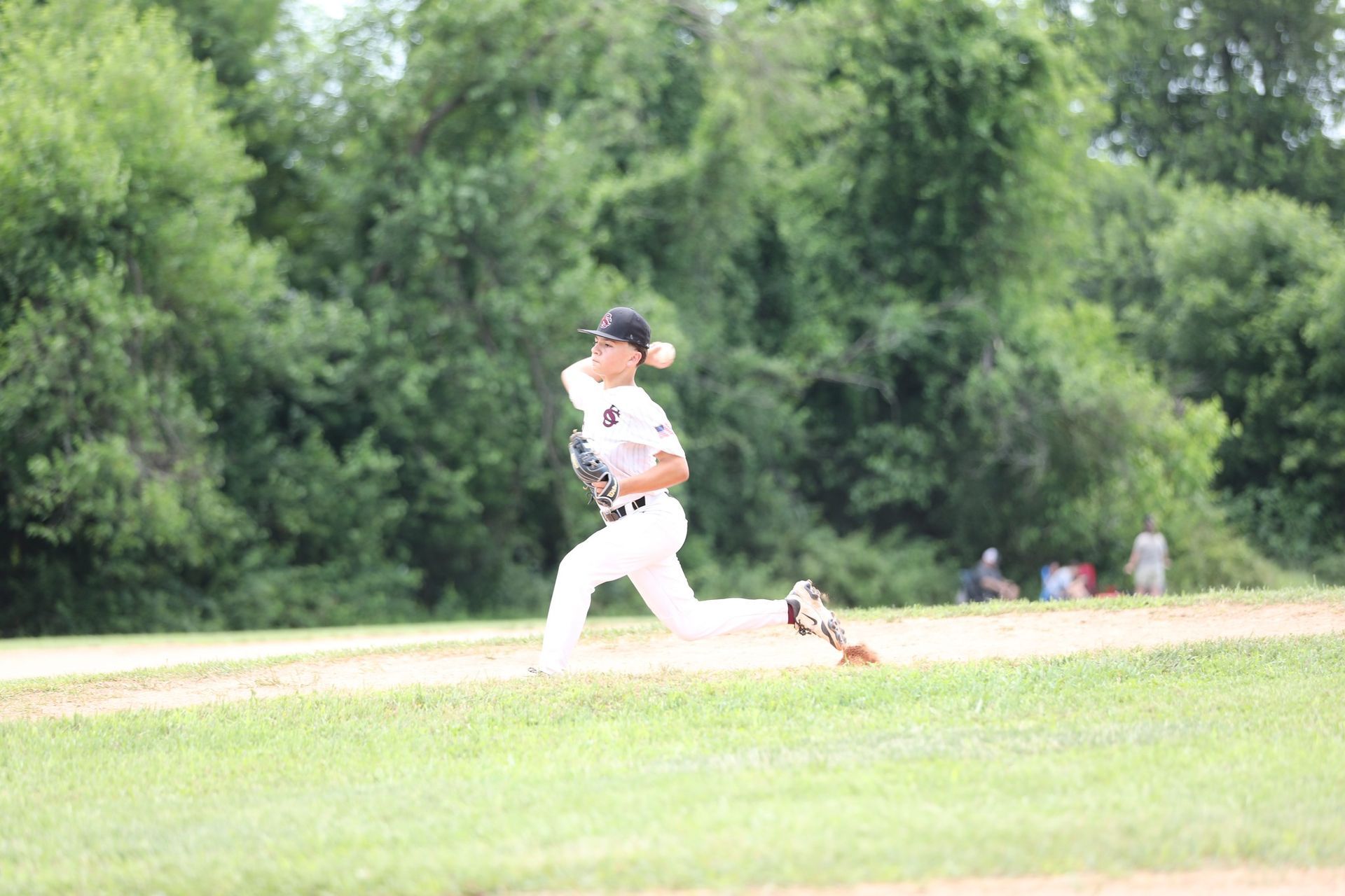youth baseball pitcher