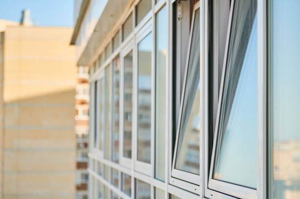 Roca Glass, ventanas.