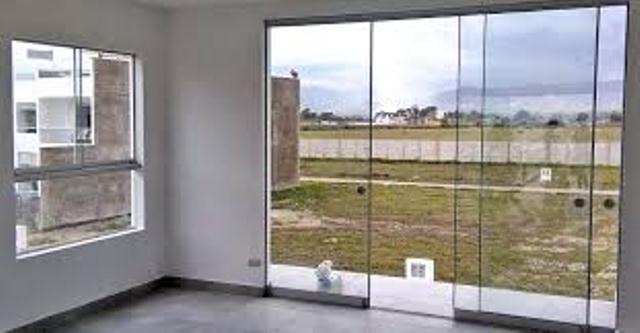 Roca Glass, mamparas.