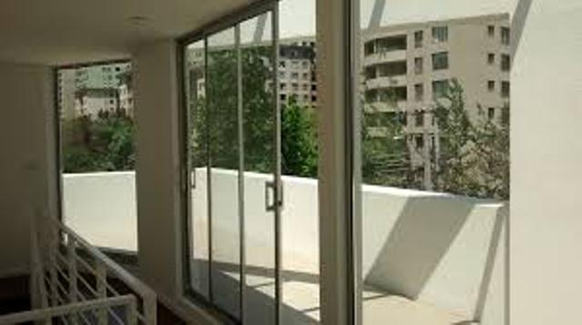 Roca Glass, mamparas.