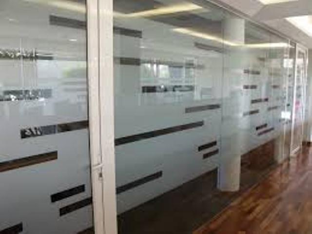 Roca Glass, mamparas.