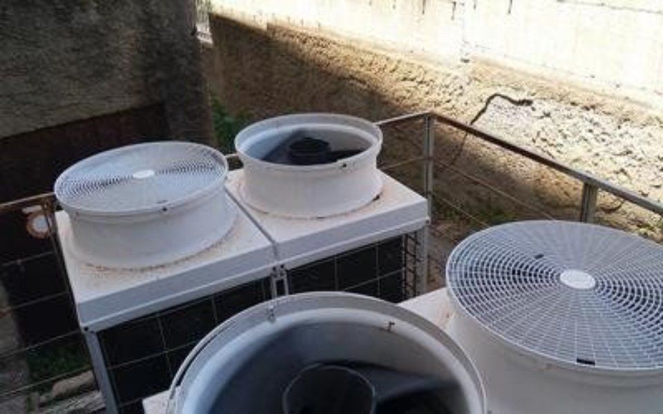 unità esterna impianto di climatizzazione