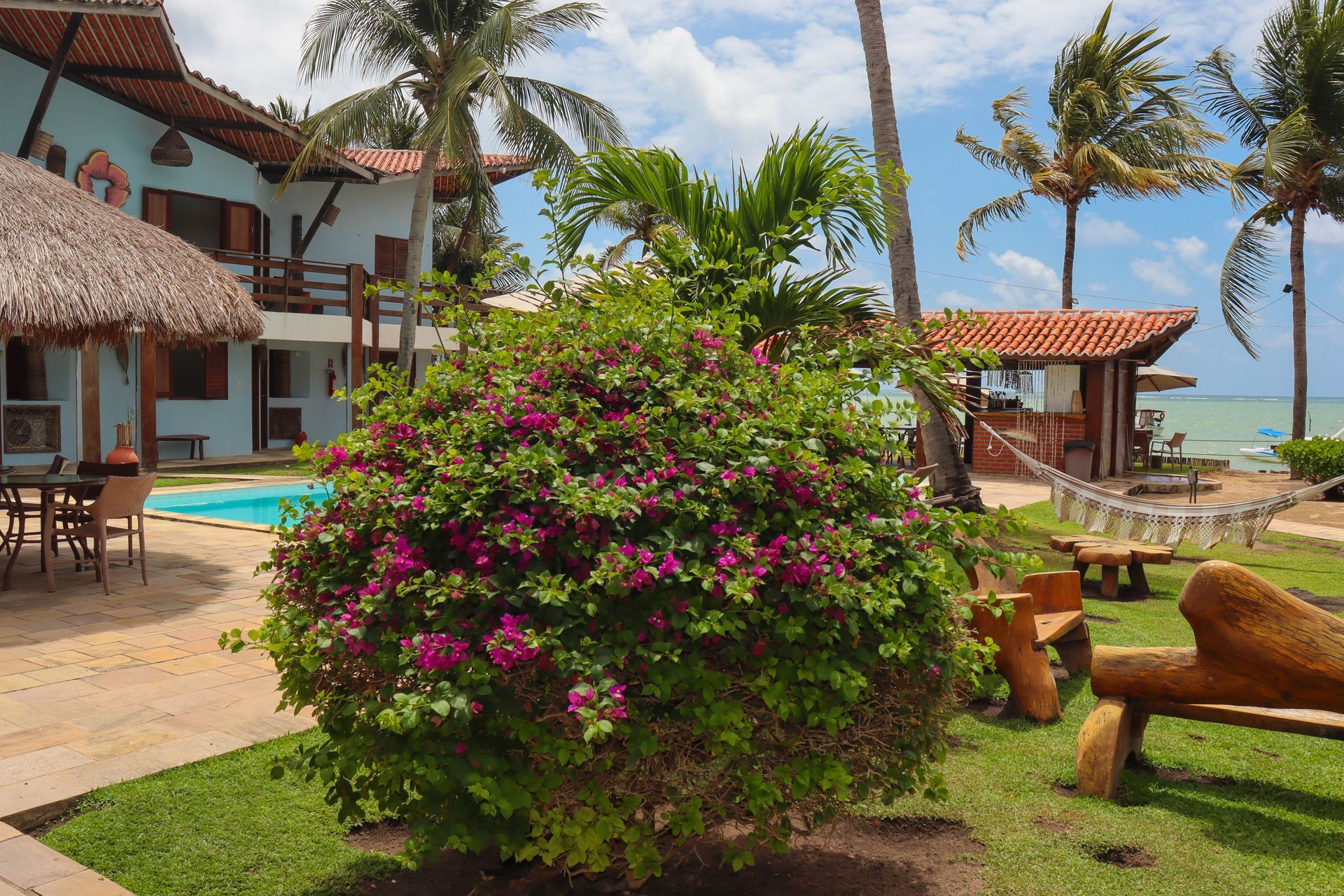 Area externa pousada vivenda oriente