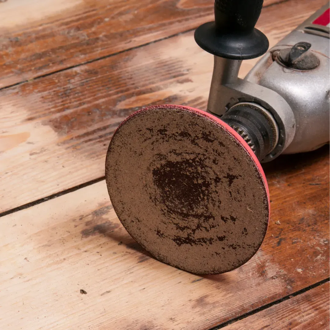 Hardwood floor resurfacing service for Columbus, Ohio homes.
