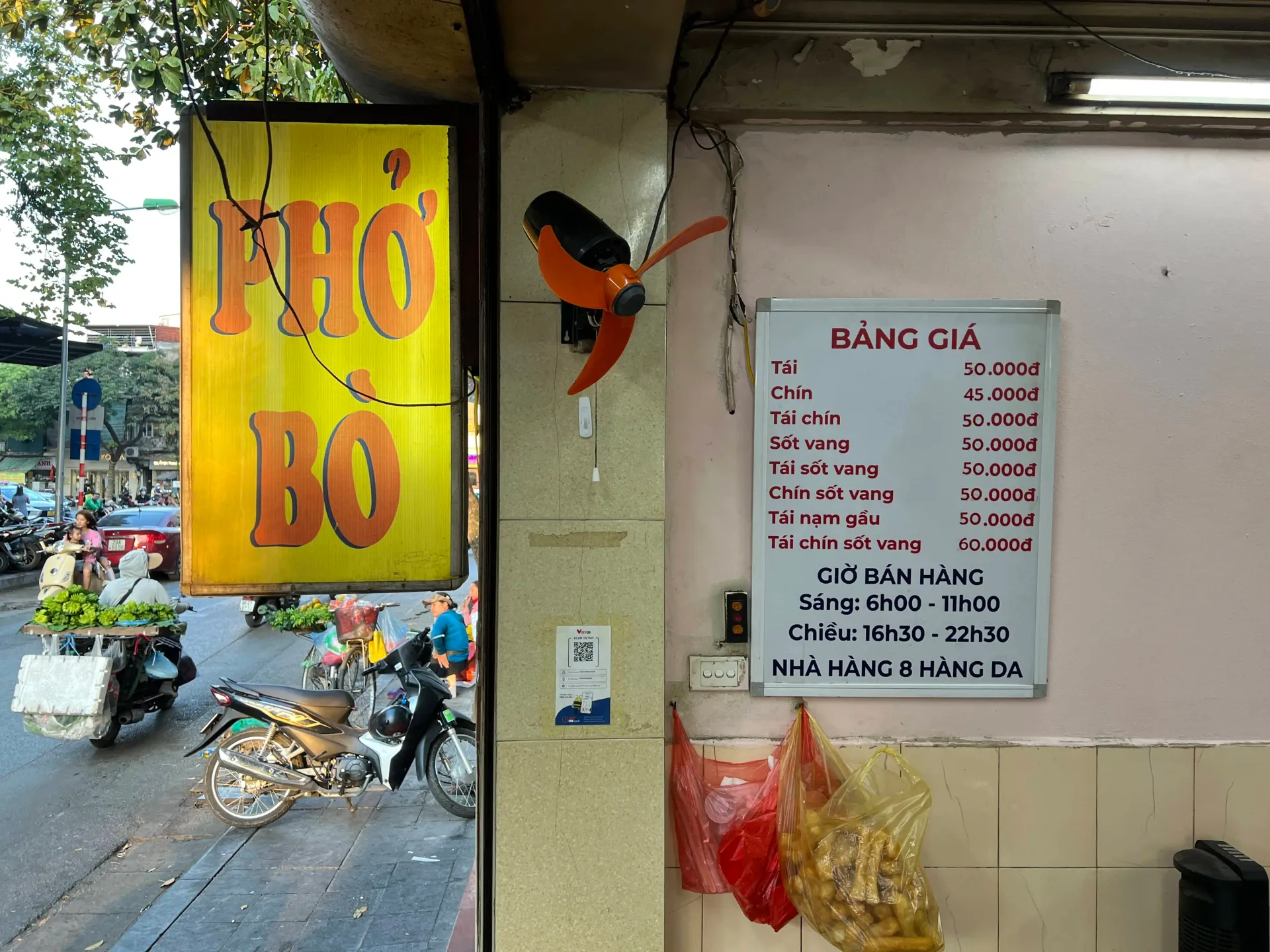 A bowl of Pho at Bo 8 Hang Da in Hanoi