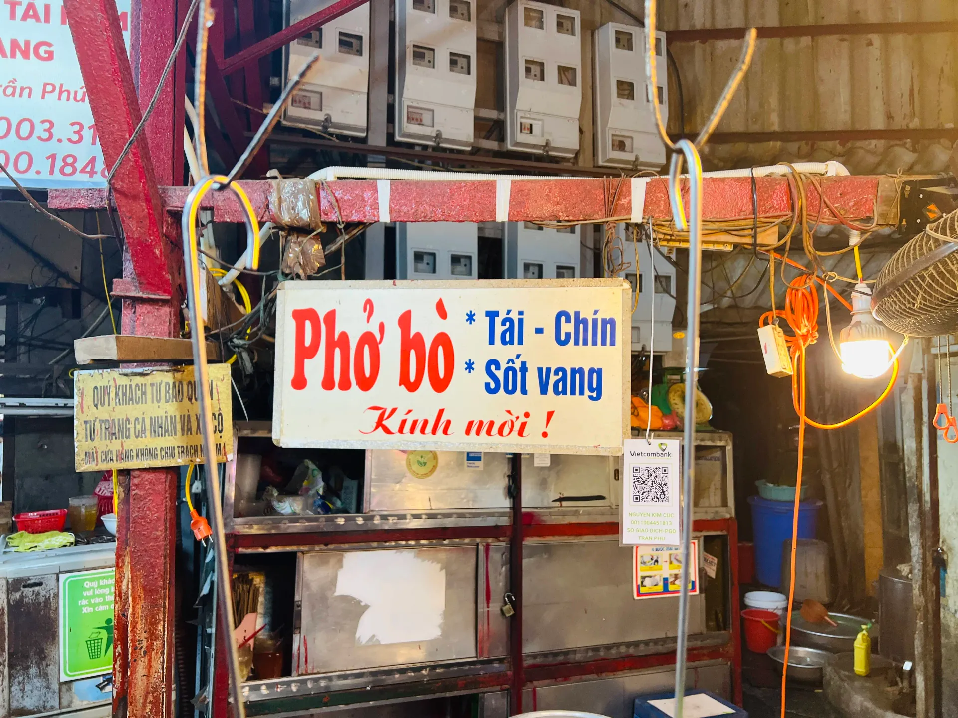 Sign of Pho at Pho Duong Tau in Hanoi