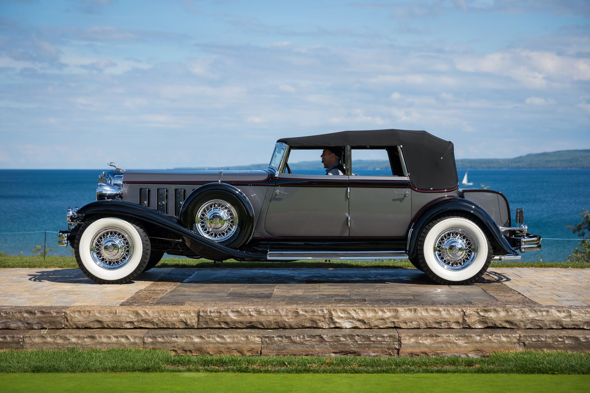 1932 Chrysler- 3rd