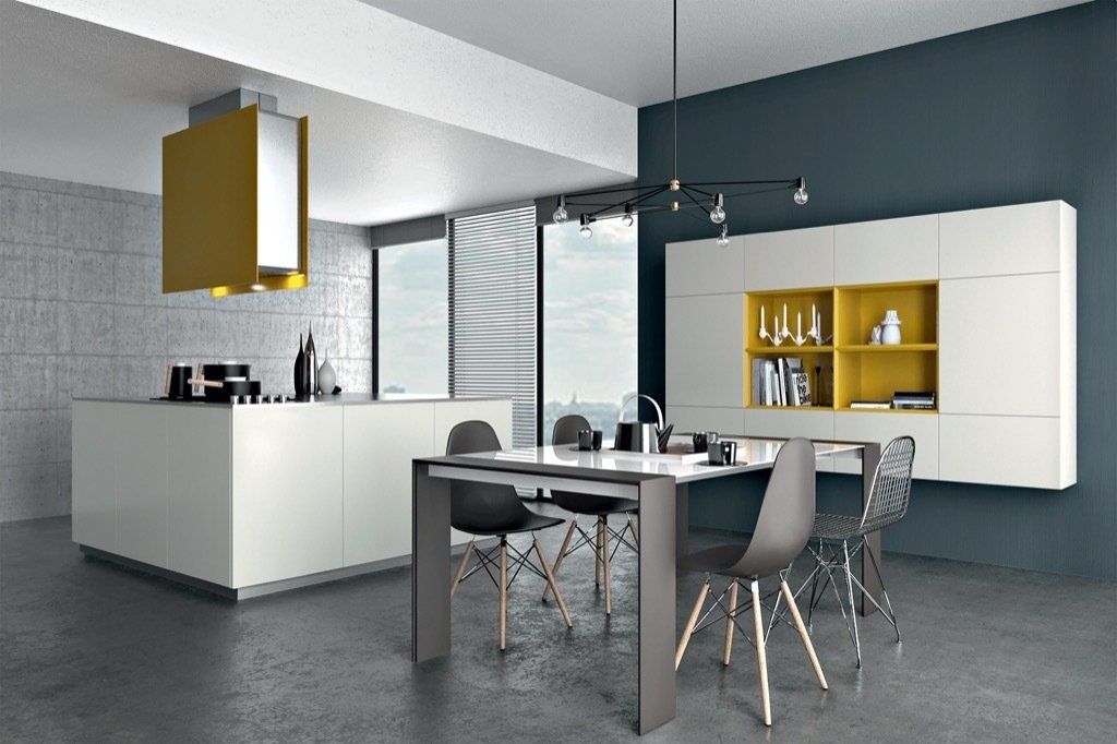 Progetto cucina con cappa colorata