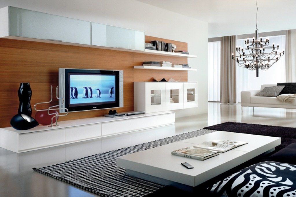 armadio a muro per televisione dell'arredamento interno a Monza