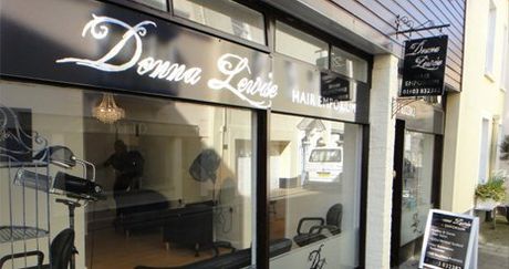 Donna Lewise store