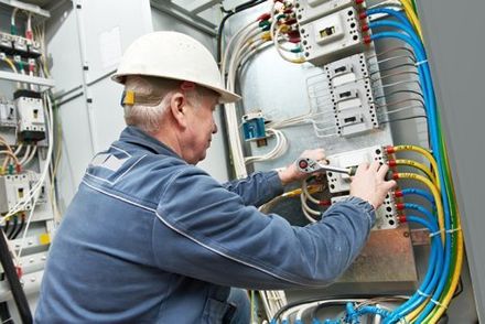 Commercial electrical contracts
