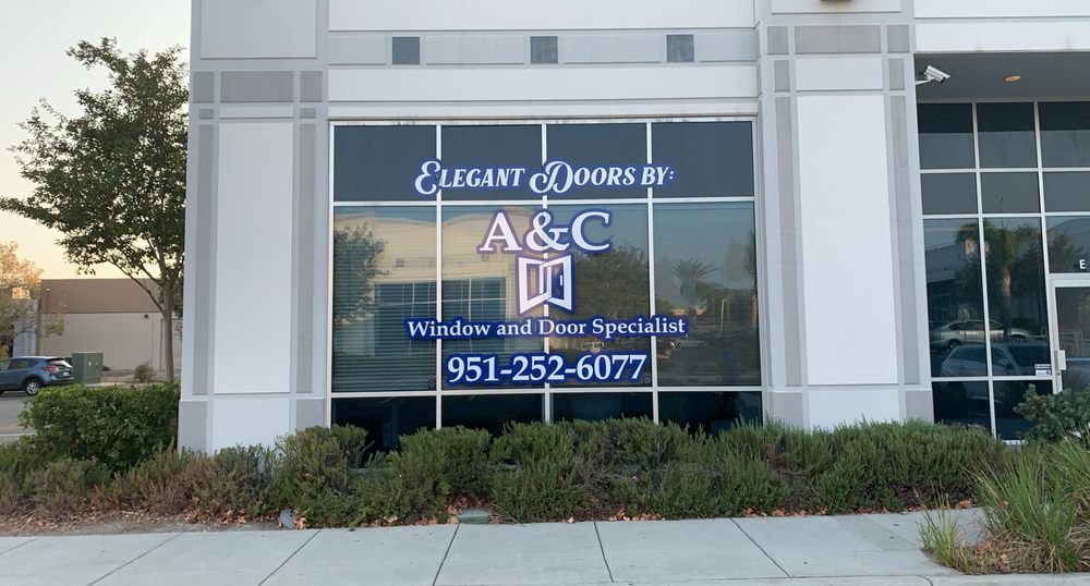 A building with a sign that says a & c on it