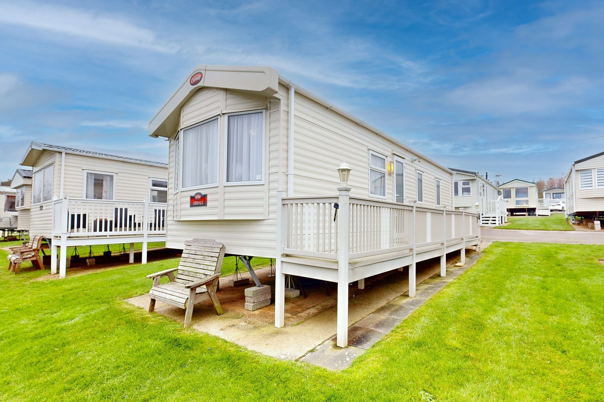 private sale static caravan outside