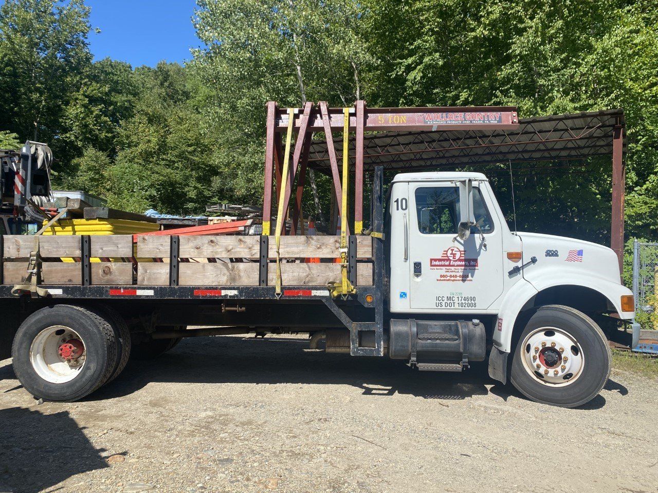 Industrial Truck — Montville, CT — Industrial Engineers, Inc.