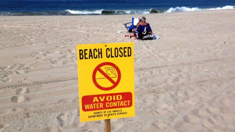 Beaches Closed Due to Dozens of Hypodermic Needles washing ashore
