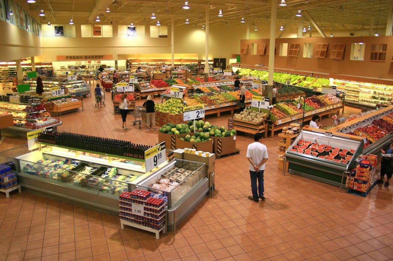 Wide angle view of a supermarket —  Schaumburg, IL — Trend Painting And Decorating Inc