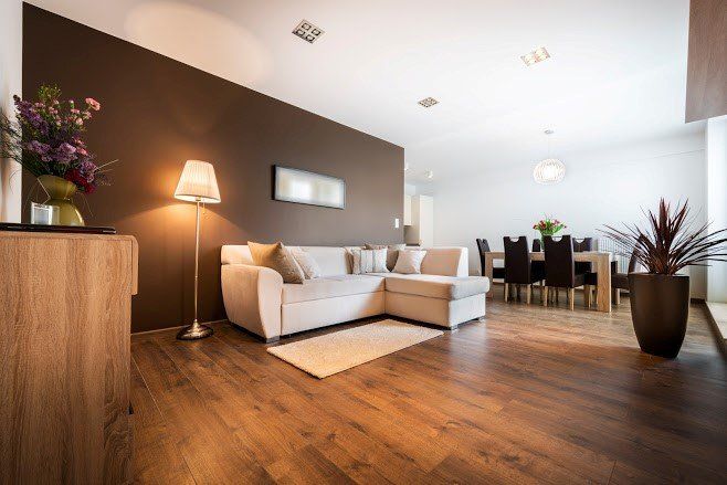 Apartment with Wooden Floor — Schaumburg, IL — Trend