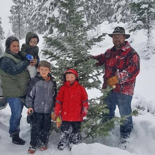 Doctor — Happy Family in a Winter Field in Bend, OR