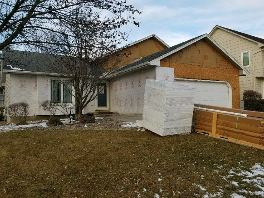 Residential Roofing, Siding & Gutters in Des Moines, IA and the Surrounding Areas Ultimate