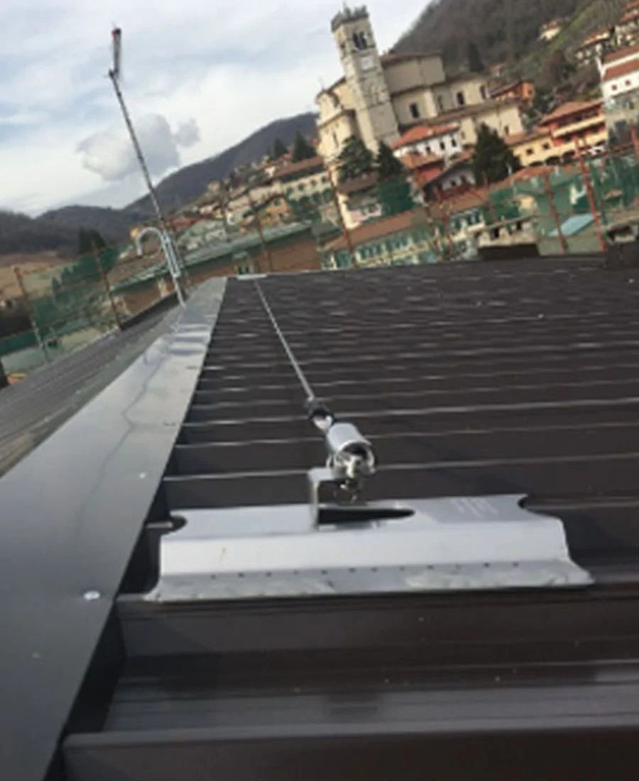 Linee Vita su pannello sandwich  LV Pro Casale Corte Cerro (VB)
