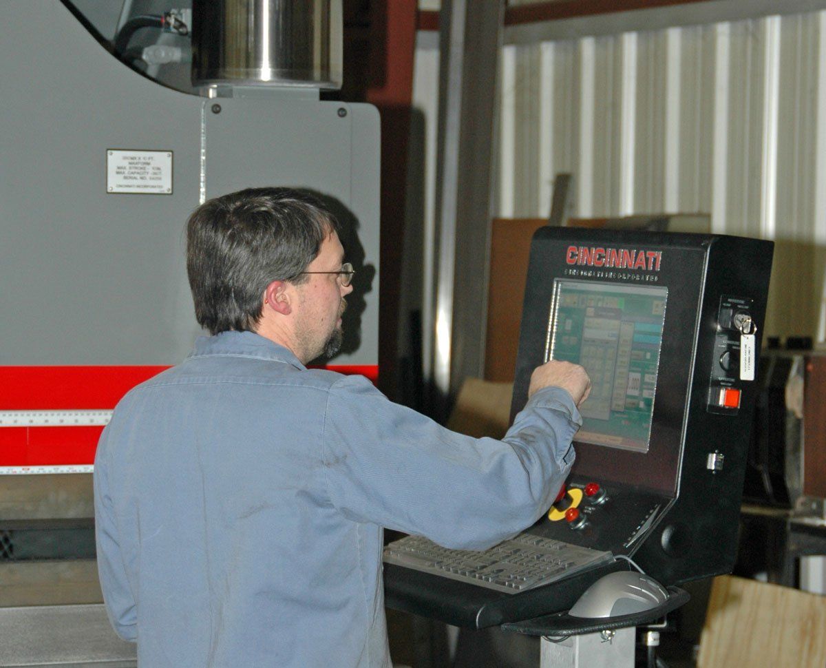 Maxform Equipment - Man operating maxform equipment in Springfield, OH
