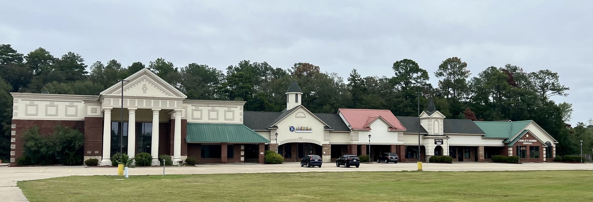 Suma Crossing Shopping Center