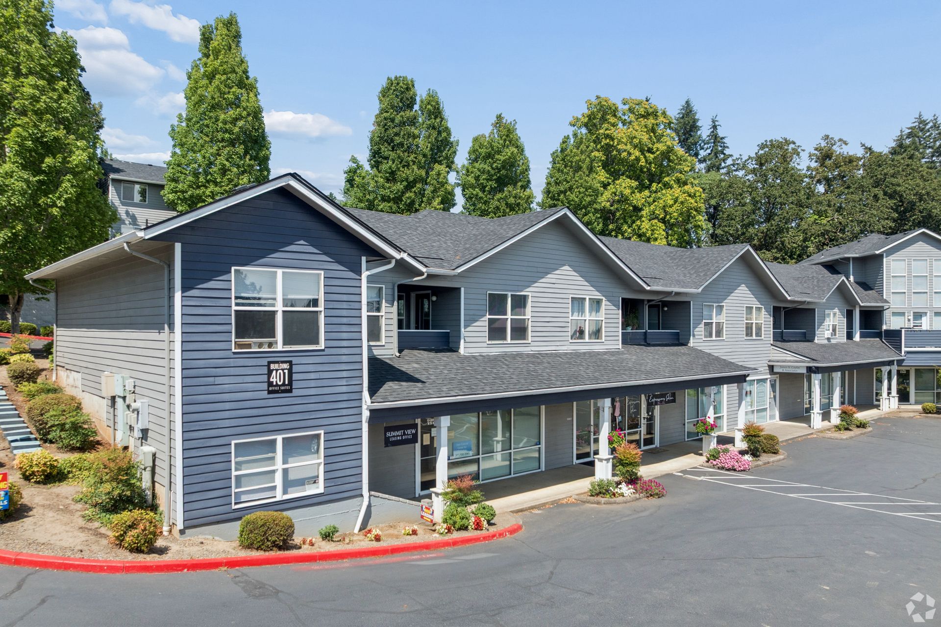 SUMMIT VIEW APARTMENTS