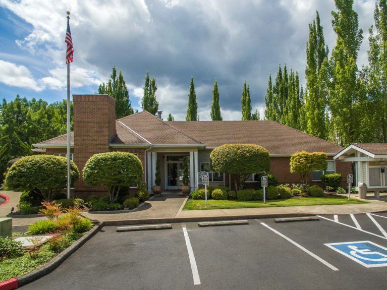 CAMBRIDGE CROSSING APARTMENTS