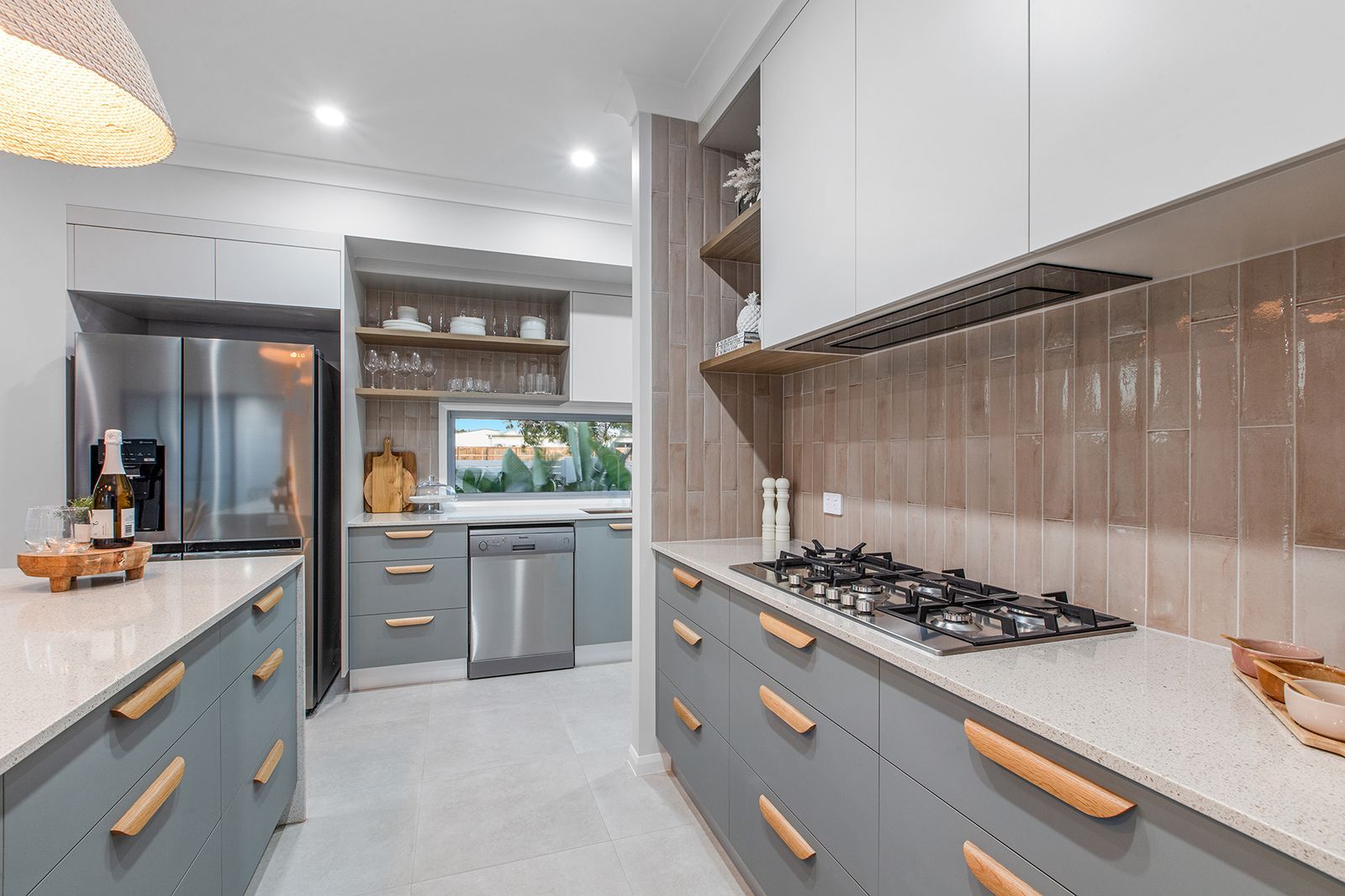 kitchen custom cabinet