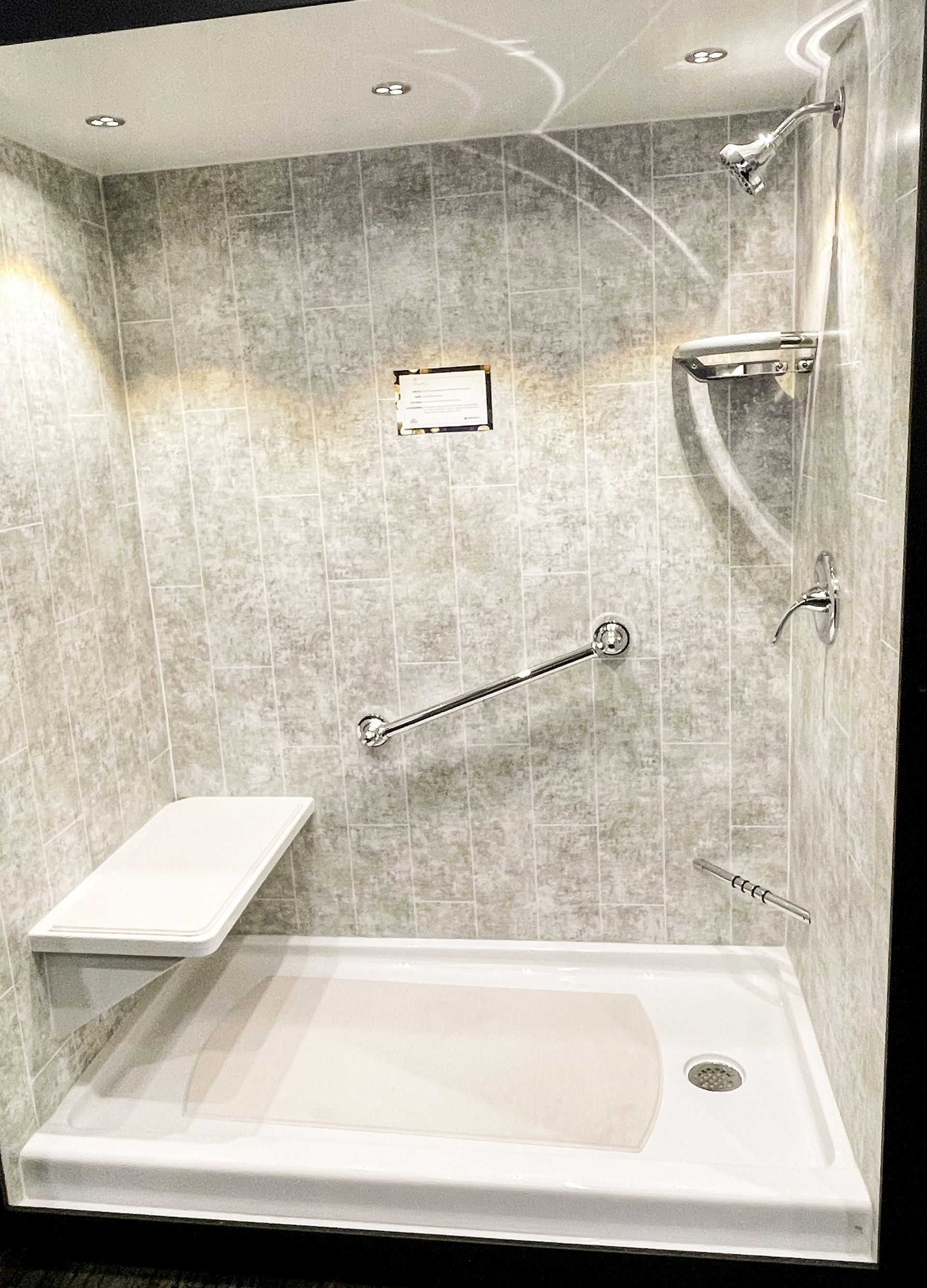 Shower Installation & Replacement Springfield, Jefferson City, Columbia & Joplin MO Bath