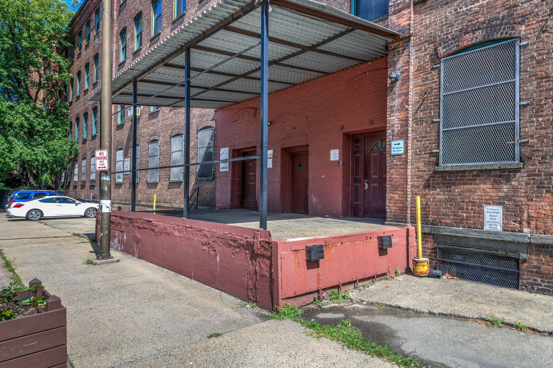 The Weaving Building