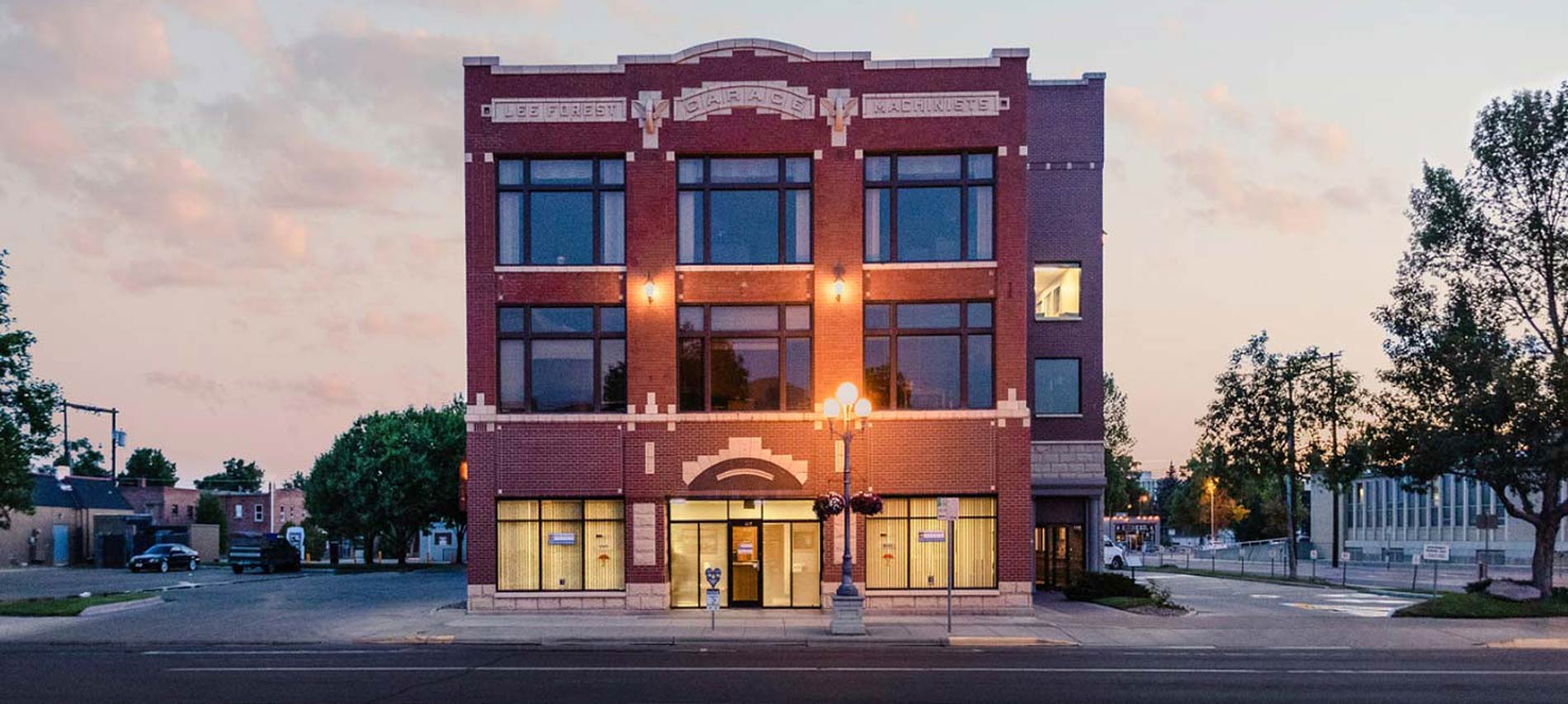 Lee Forest Building